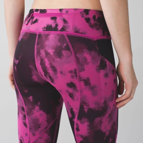 Lululemon soul cycle Pace Rival Crop Full-On Luxtreme Blooming Pixie 2296 - Picture 3 of 15